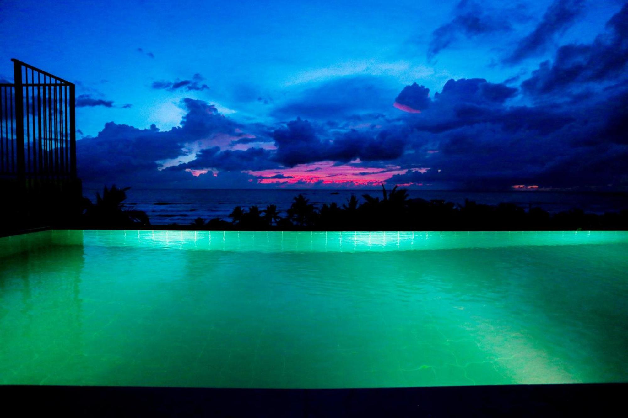 Riviera Tide Hotell Bentota Eksteriør bilde